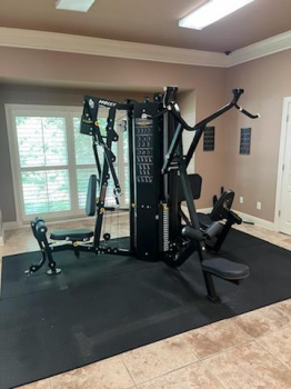 Hoist H4400 Multi Stack Gym